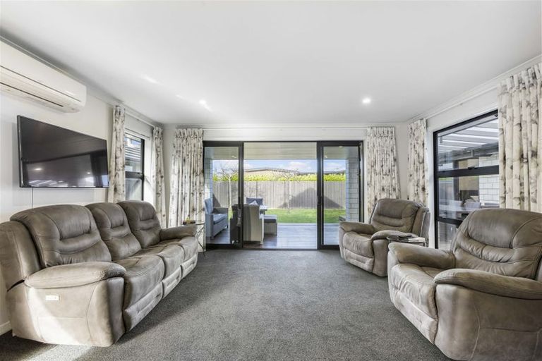 Photo of property in 54 Roy Hilton Drive, Flagstaff, Hamilton, 3210