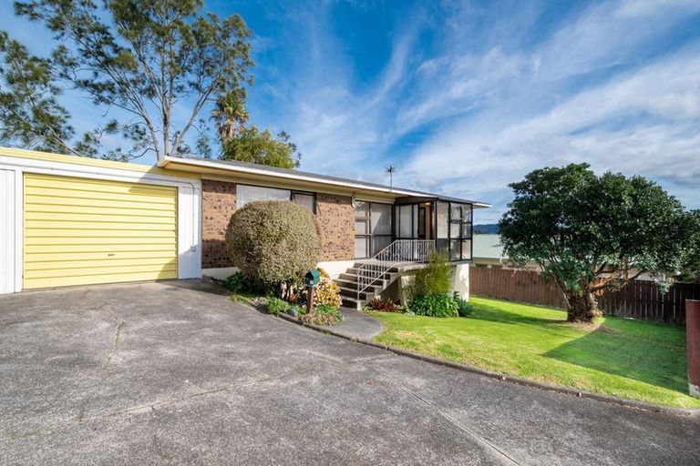 Photo of property in 7/9 Evans Road, Glen Eden, Auckland, 0602