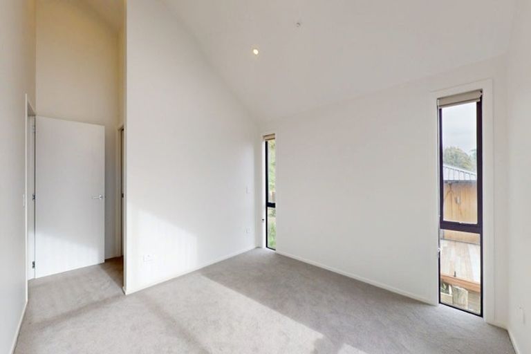 Photo of property in 79 Kotare Street, Waikanae, 5036