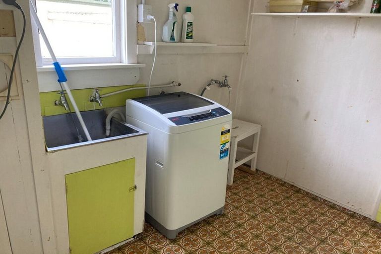 Photo of property in 17 Edward Street, Waimate, 7924