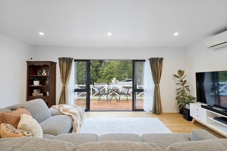 Photo of property in 50 Rhinevale Close, Henderson, Auckland, 0612