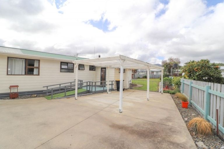 Photo of property in 18 Station Road, Puriri, Thames, 3578