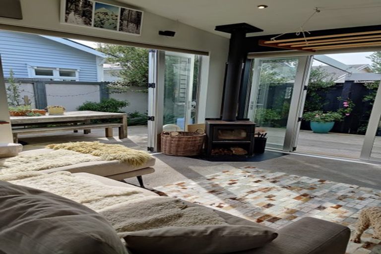 Photo of property in 17 Kedah Street, Miramar, Wellington, 6022