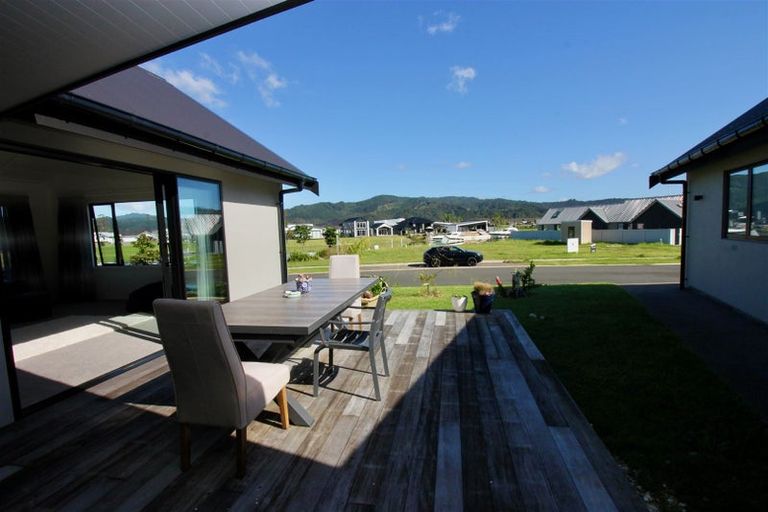 Photo of property in 70 Leeward Drive, Whitianga, 3510