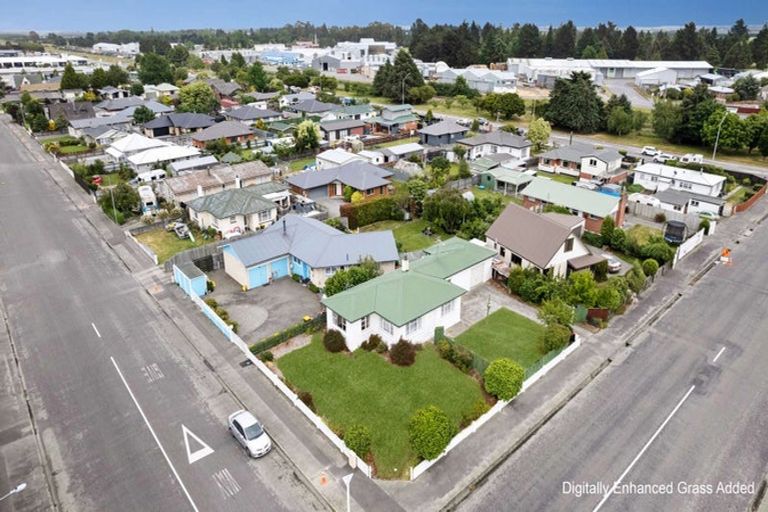 Photo of property in 146 Mcmurdo Street, Tinwald, Ashburton, 7700