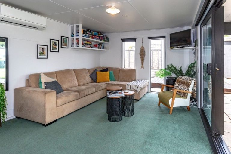 Photo of property in 314 Linton Crescent, Whangamata, 3620