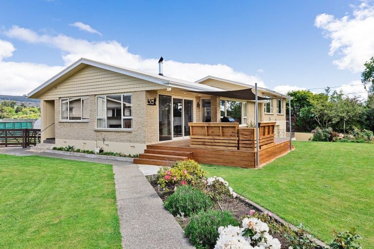 Photo of property in 47 Elles Road, Otautau, 9610