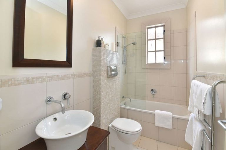 Photo of property in 295 Pinecrest Drive, Gulf Harbour, Whangaparaoa, 0930