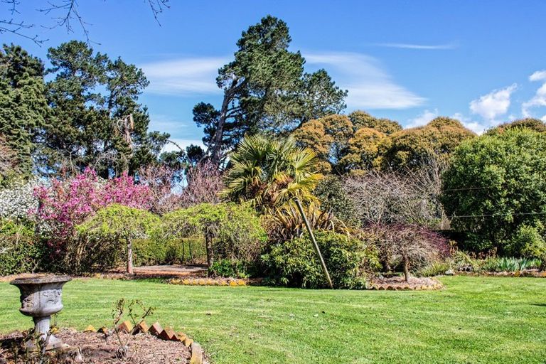 Photo of property in 1661 North Eyre Road, West Eyreton, Rangiora, 7475