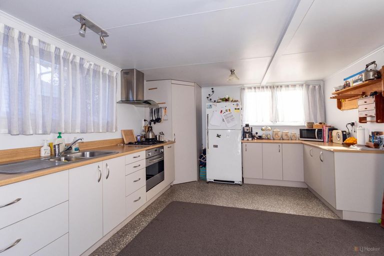 Photo of property in 152 High Street, Waimate, 7924