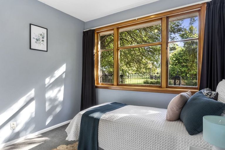 Photo of property in 36 Balrudry Street, Avonhead, Christchurch, 8042