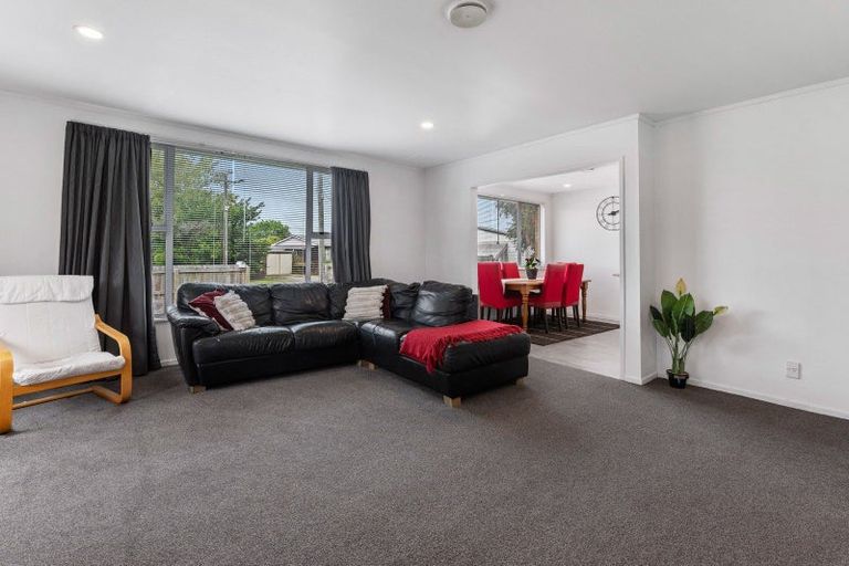 Photo of property in 4 John Road, Fairy Springs, Rotorua, 3015