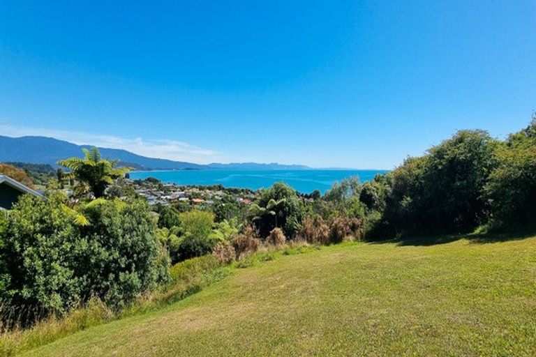 Photo of property in 21 Bay Vista Drive, Pohara, Takaka, 7183