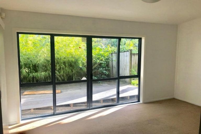 Photo of property in Krisley Court, 12/6 Ambrico Place, New Lynn, Auckland, 0600