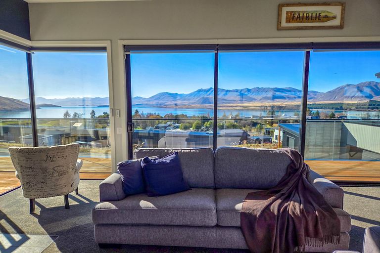 Photo of property in 20 Erebus Place, Lake Tekapo, 7999