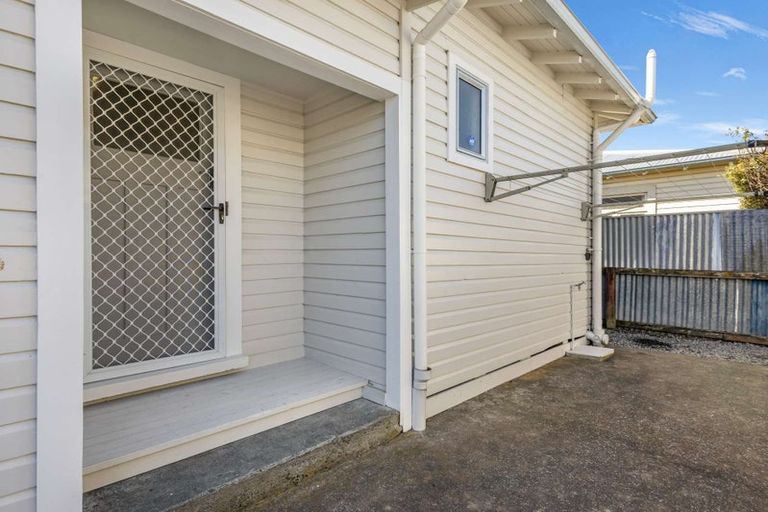 Photo of property in 1/705 Heretaunga Street East, Parkvale, Hastings, 4122