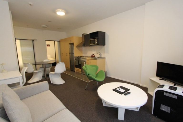 Photo of property in Twin Towers, 1106/17 Putney Way, Manukau, Auckland, 2104