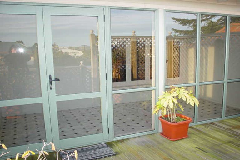 Photo of property in 14a Elizabeth Street, Riccarton, Christchurch, 8011