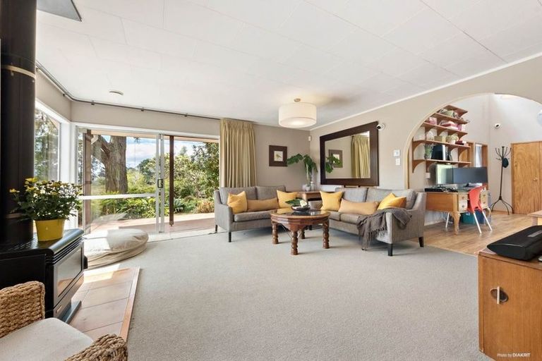 Photo of property in 30 Penfold Place, Henderson, Auckland, 0610