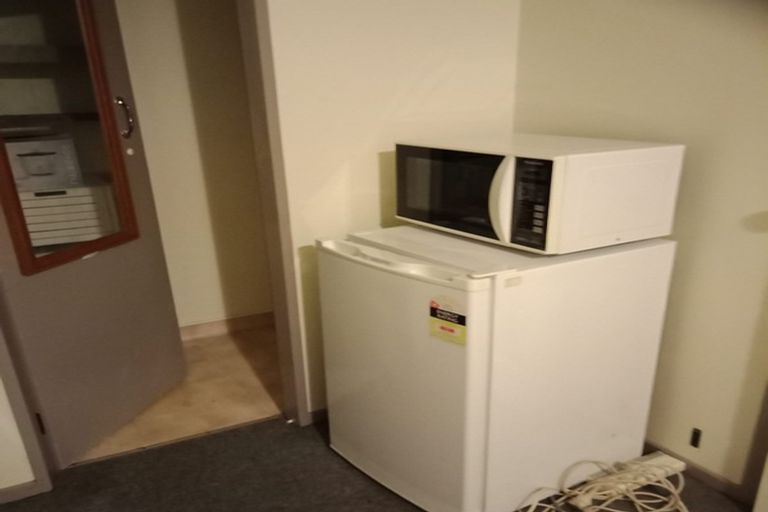 Photo of property in 53 Hawker Street, Mount Victoria, Wellington, 6011