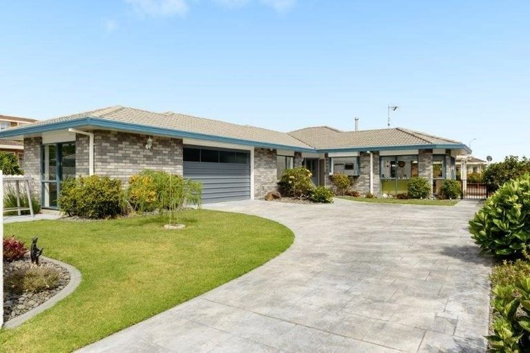 Photo of property in 30 Oleander Lane, Mount Maunganui, 3116