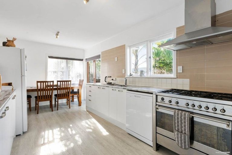 Photo of property in 20 Rice Crescent, Papakura, 2110