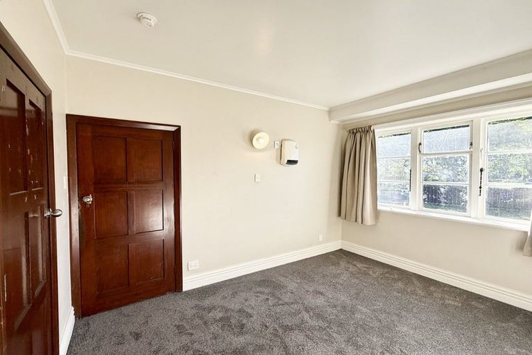 Photo of property in 73 Ford Road, Opawa, Christchurch, 8023