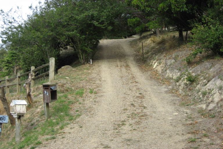 Photo of property in 32 Rawhiti Street, Diamond Harbour, 8972