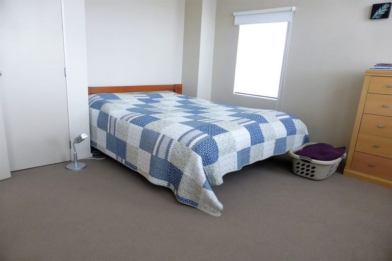 Photo of property in 2/42 Constable Street, Newtown, Wellington, 6021