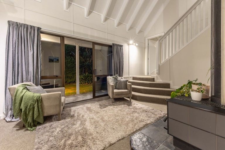 Photo of property in 42 Awanui Drive, Waikanae, 5036