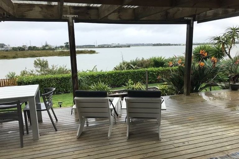 Photo of property in 48 Aurea Avenue, Pakuranga, Auckland, 2010