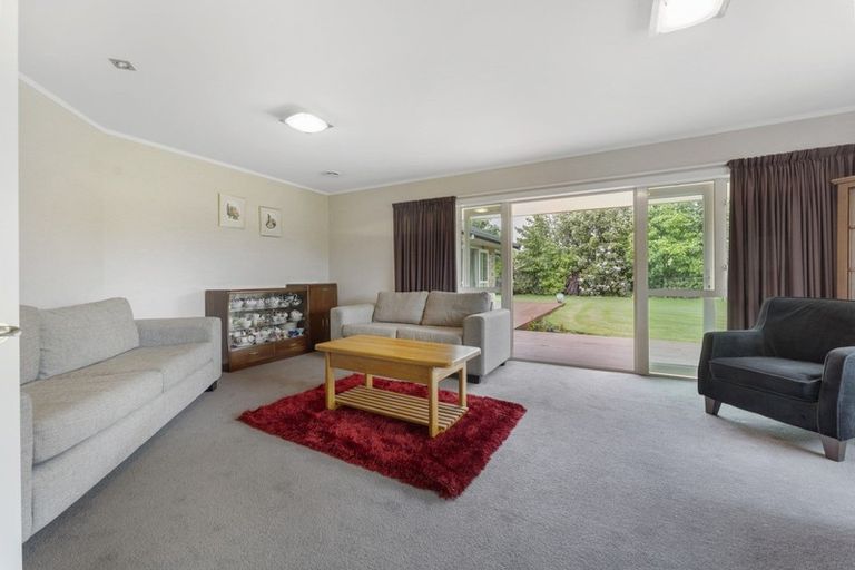 Photo of property in 271 Richmond Road, Lepperton, New Plymouth, 4373