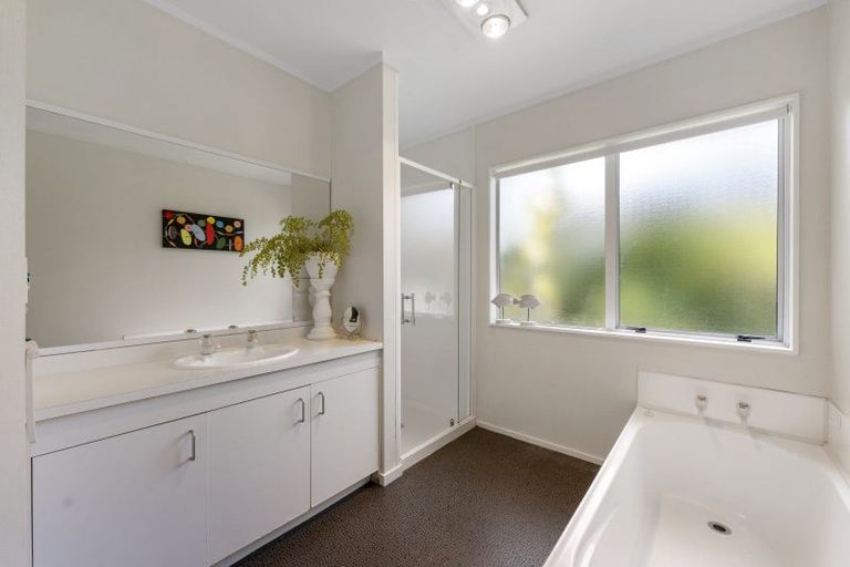 Photo of property in 71 Acacia Bay Road, Nukuhau, Taupo, 3330
