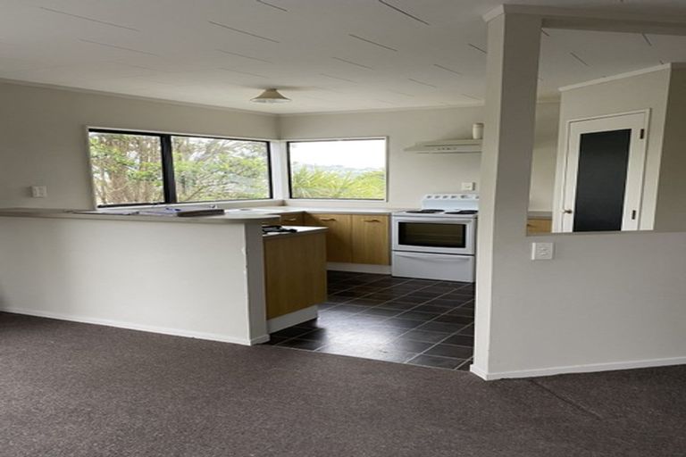 Photo of property in 8 Mayaro Crescent, Grenada Village, Wellington, 6037