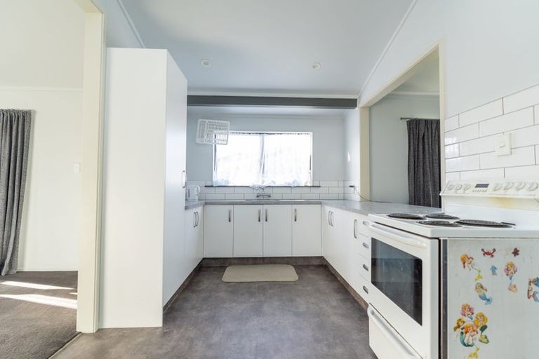 Photo of property in 56 Geraldine Crescent, Cloverlea, Palmerston North, 4412