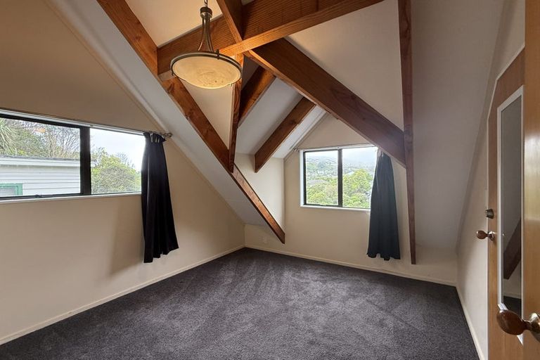 Photo of property in 63 Makara Road, Karori, Wellington, 6012