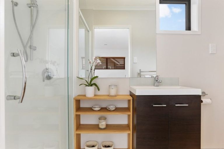 Photo of property in 11 Lester Street, Hobsonville, Auckland, 0616