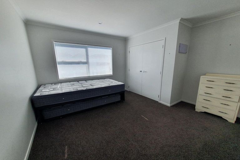 Photo of property in 9/10 Burrows Place, Frankton, Hamilton, 3204