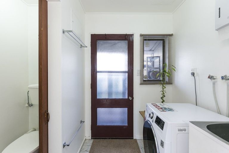 Photo of property in 9/17 Randwick Crescent, Moera, Lower Hutt, 5010