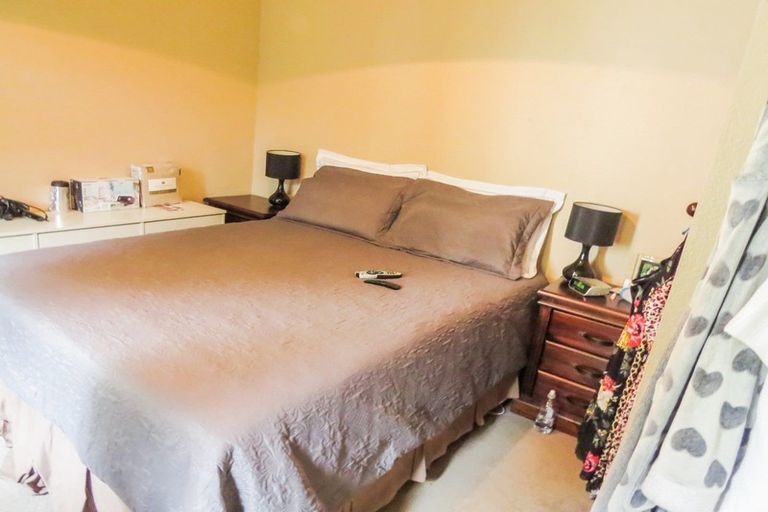 Photo of property in 24 Rainforth Street, Roslyn, Palmerston North, 4414