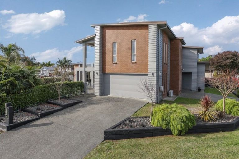 Photo of property in 1 Apollo Place, Rototuna North, Hamilton, 3210