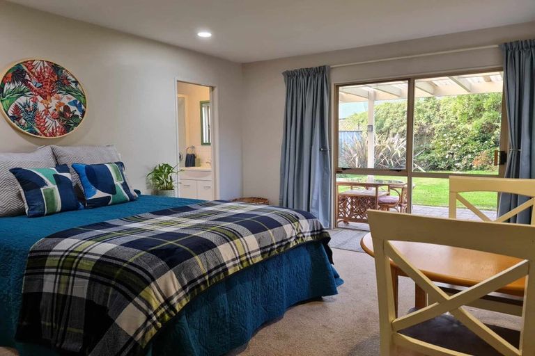 Photo of property in 20 Arataki Road, Havelock North, 4130