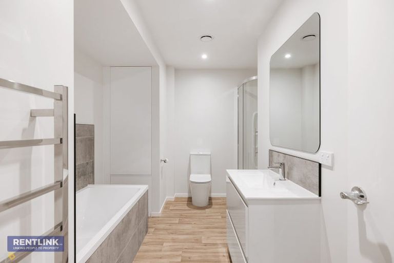 Photo of property in 8 Landview Road, Parkvale, Tauranga, 3112