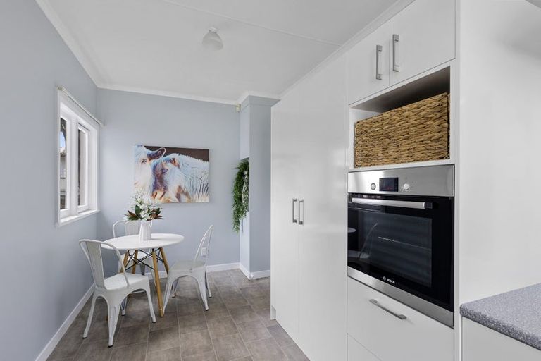 Photo of property in 8 Bracken Street, Petone, Lower Hutt, 5012