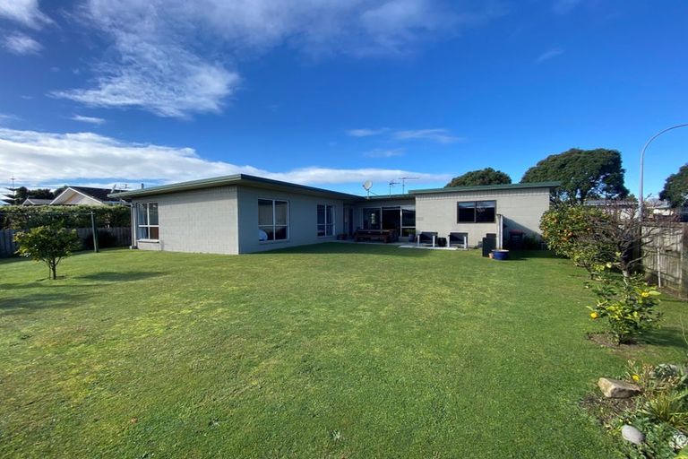 Photo of property in 1 Sarten Street, Waitara, 4320
