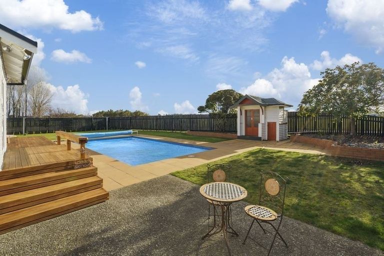 Photo of property in 82 Aerodrome Road, Dannevirke, 4972