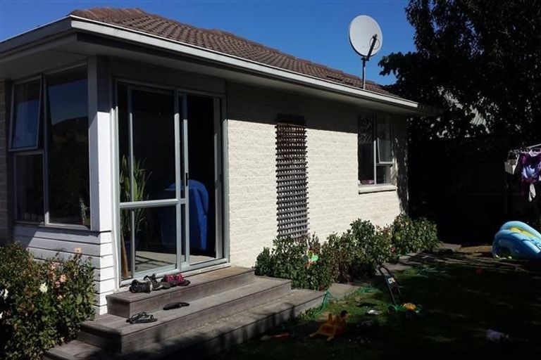Photo of property in 2/27 Gardiners Road, Bishopdale, Christchurch, 8051