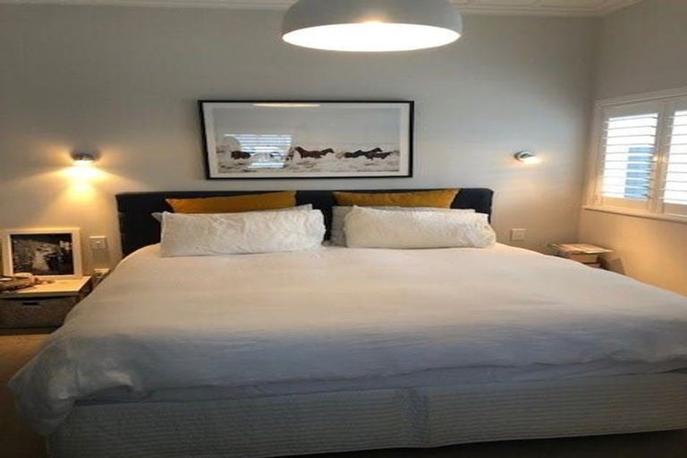 Photo of property in 2/25 Rugby Road, Birkenhead, Auckland, 0626