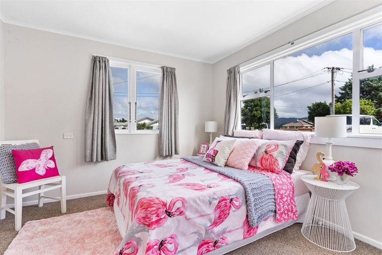 Photo of property in 223 Sturges Road, Henderson, Auckland, 0612