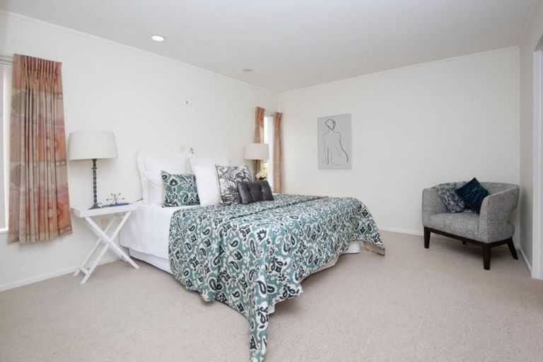 Photo of property in 2/39 Tarnica Road, Northpark, Auckland, 2013